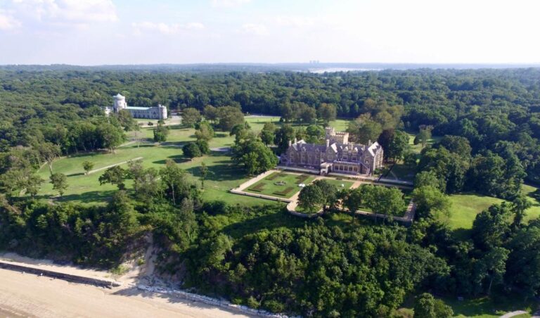 This Long Island hamlet is the most expensive place to live in New York This Long Island hamlet is the most expensive place to live in New York